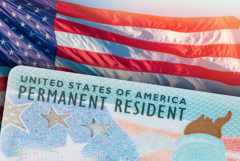 Green Card US Permanent resident card. What are the differences between conditional and permanent residents?