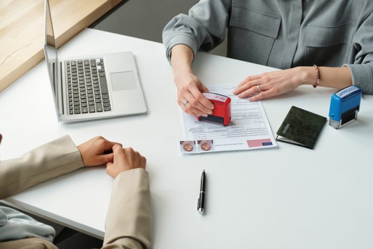 How to Get a Work Permit in Arizona 